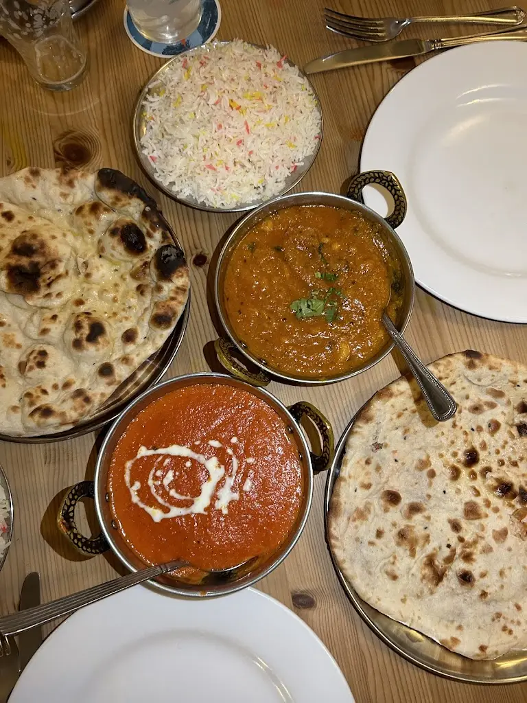 Emily Webb_The Bell Inn_Avening_review