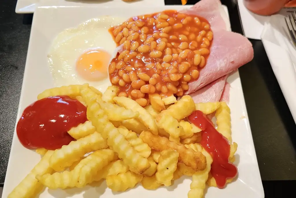 Lea_Engine Room Café at Coalhouse Fort_East Tilbury_review