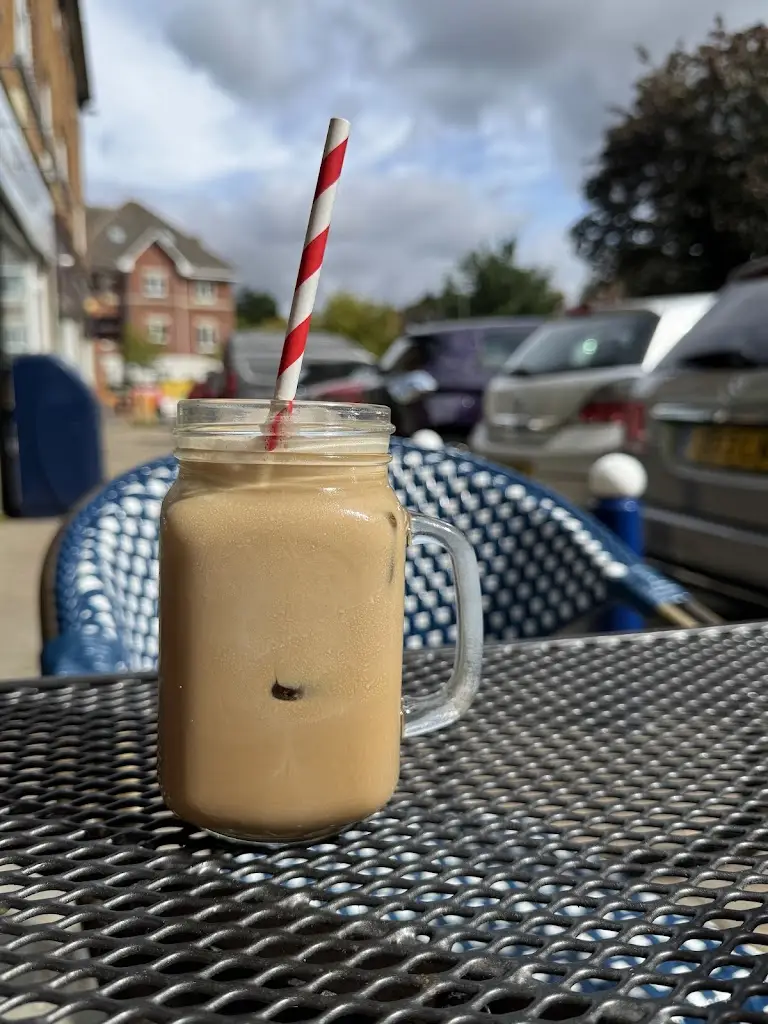 Amy Brice_Hursley Cafe_Eastleigh_review