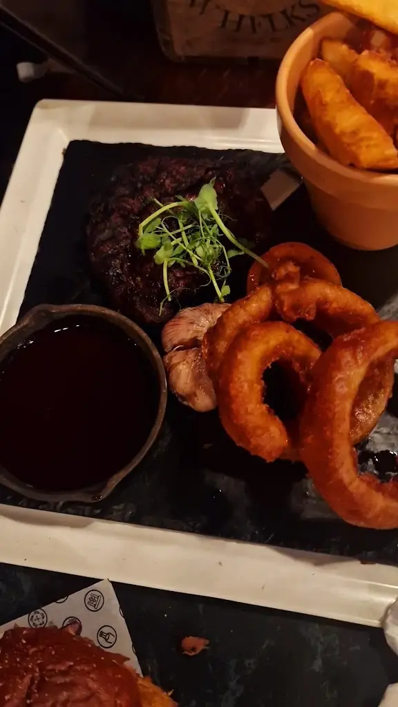 The Bulls Head East Leake_East Leake_slider_image_2