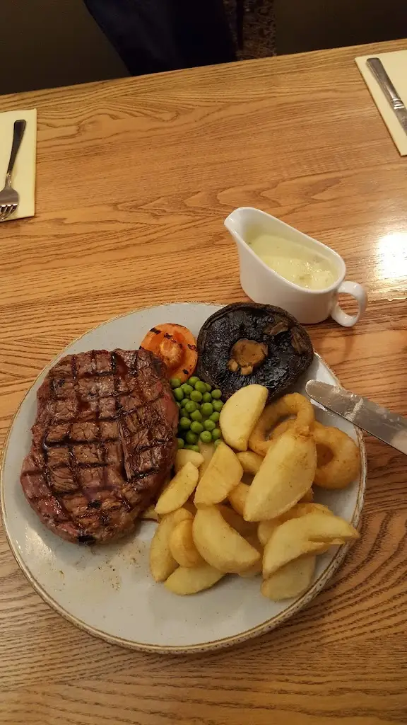 Menu_The Three Horseshoes_East Leake_image_8