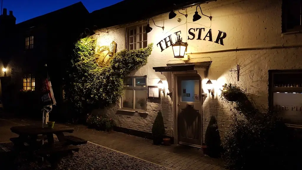 THE STAR - West Leake_East Leake_slider_image_1