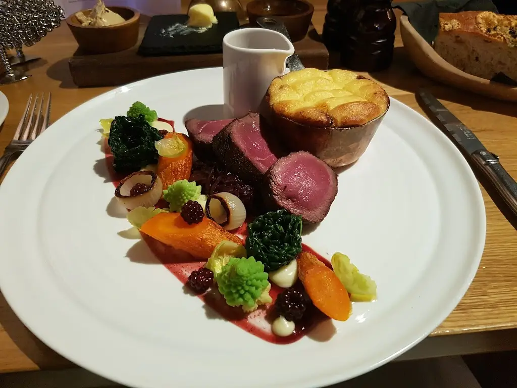 Menu_Hammer & Pincers_East Leake_image_5