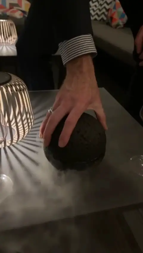 Emily_Hammer & Pincers_East Leake_review