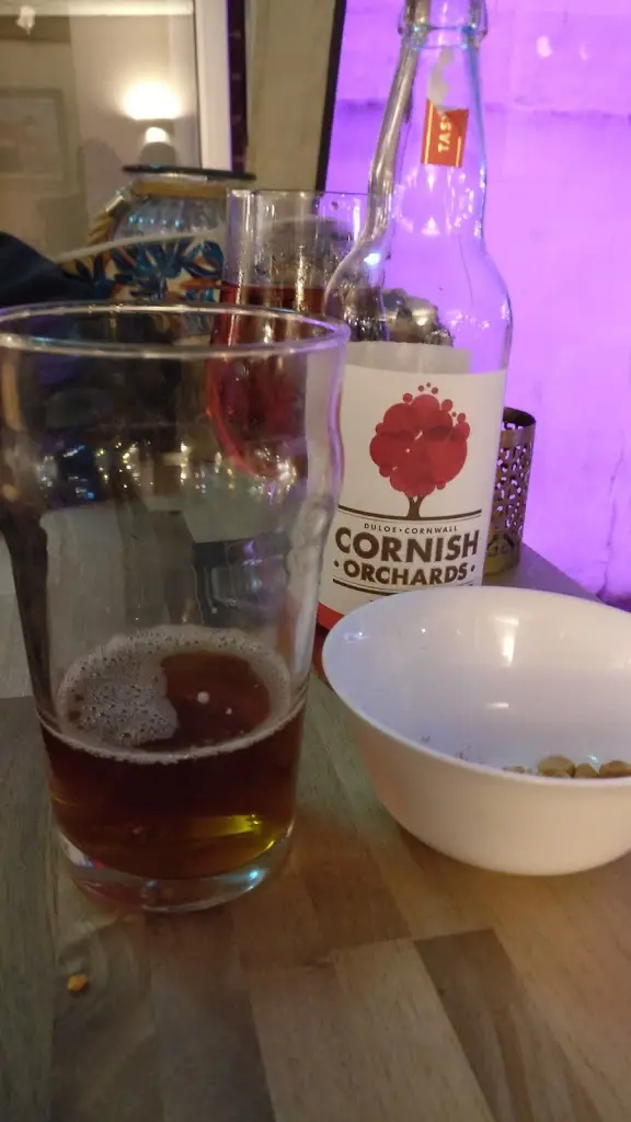 Menu_The Round RobINN_East Leake_image_6