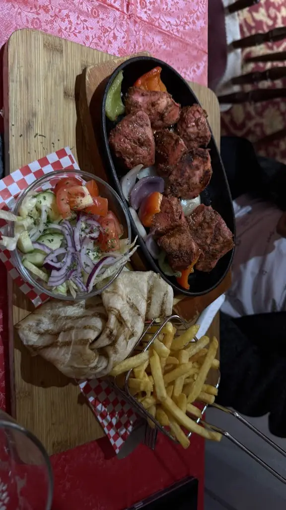 Uma Tiwari_The Walnut Tree_Eastchurch_review