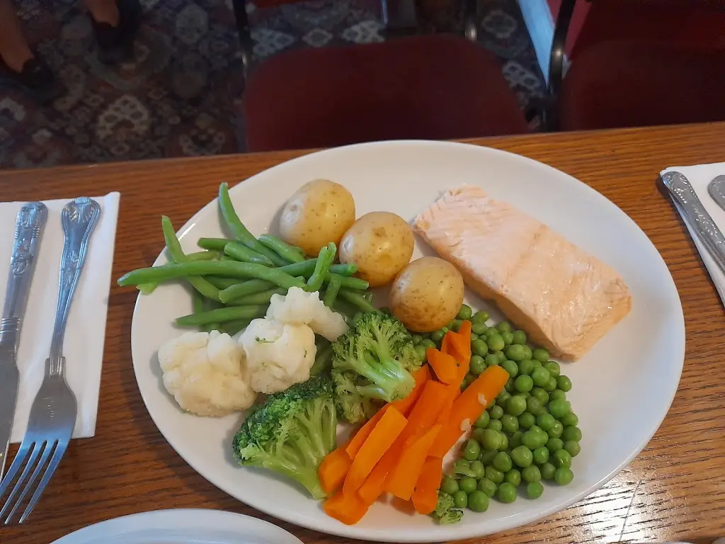 Michele Gordon_The Coppice_Eastchurch_review