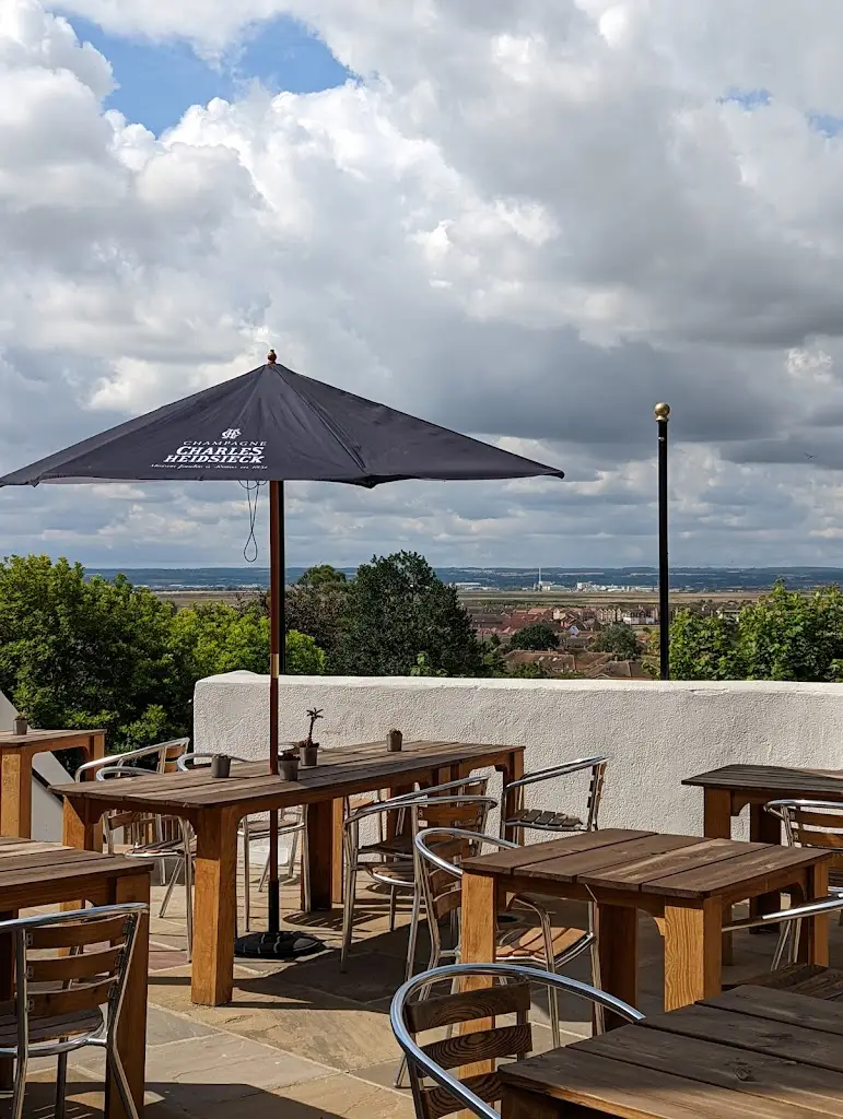 Banks Restaurant_Eastchurch_slider_image_1