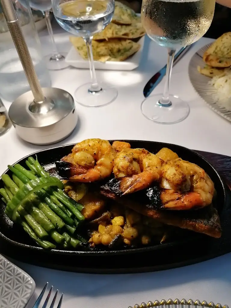 Christine Potter_Dining Room_Eastchurch_review