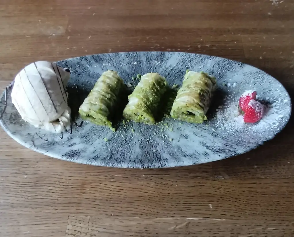 Menu_Mem's Meze Restaurant_Eastchurch_image_5