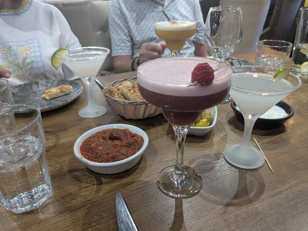 Elaine Hurford_Mem's Meze Restaurant_Eastchurch_review