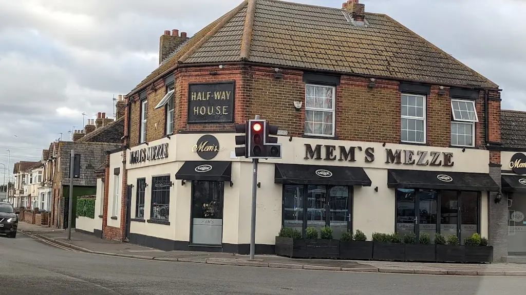 Mem's Meze Restaurant_Eastchurch_slider_image_1