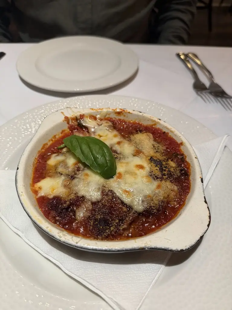 M B_La Meridiana_East Horsley_review