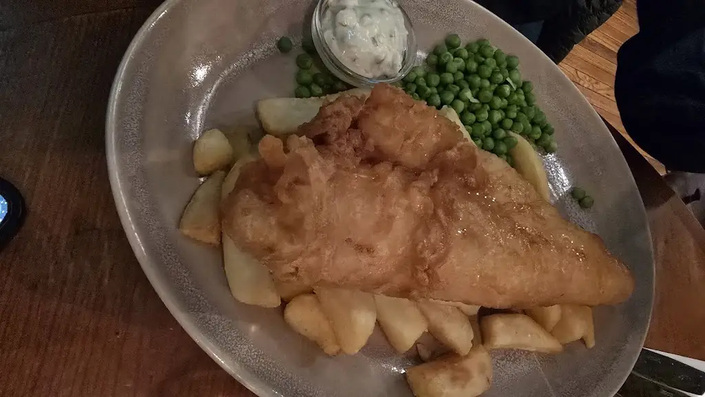 Dr. Syed Ashar Akhtar_The Duke of Wellington_East Horsley_review