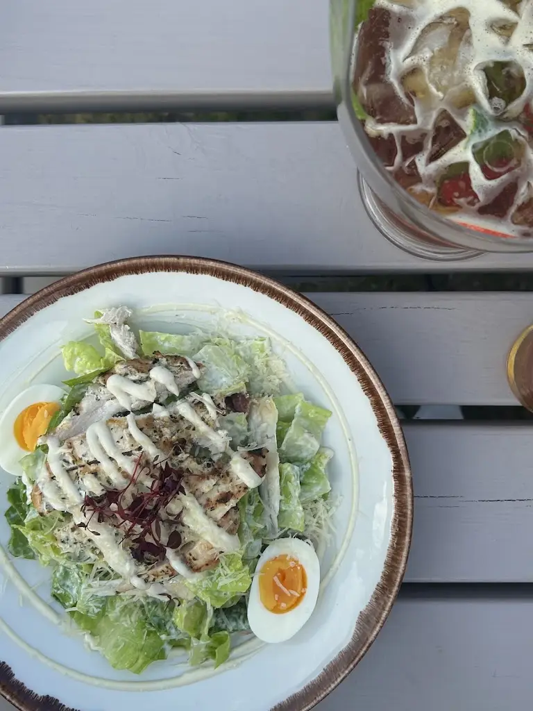 Olivia Silvey_The King William IV Pub_East Horsley_recensione