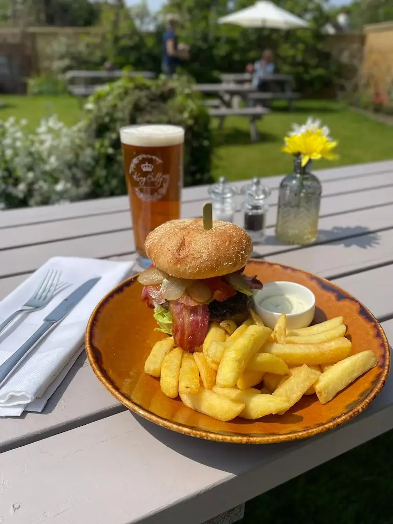 The King William IV Pub_East Horsley_slider_image_2