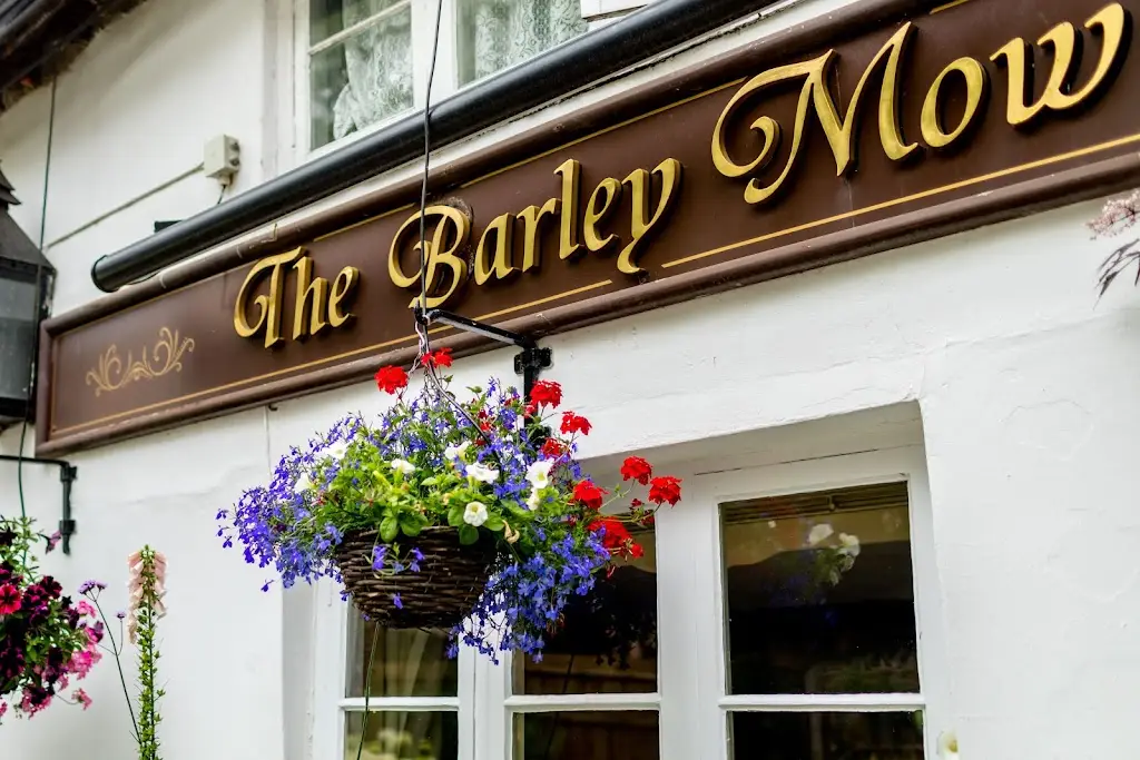 Barley Mow restaurante en East Horsley