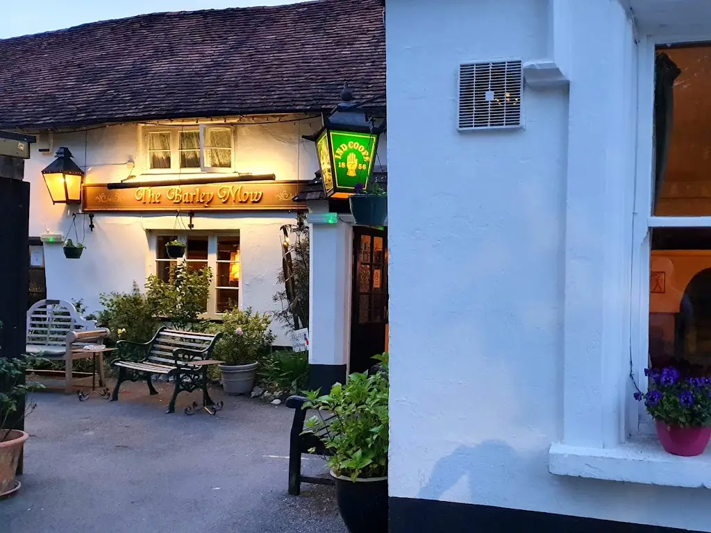 Barley Mow_East Horsley_slider_image_3