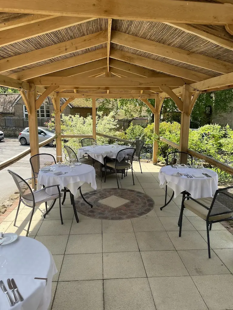 Kinghams Restaurant_East Horsley_slider_image_1