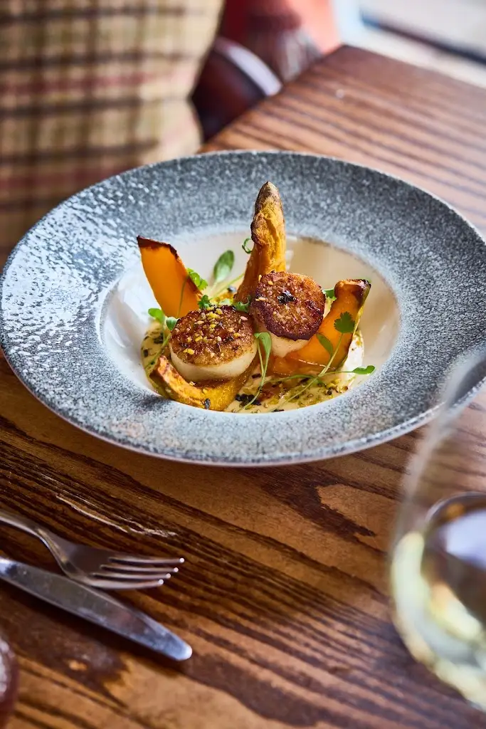 Menu_The Queen's Head_East Horsley_imagen_9