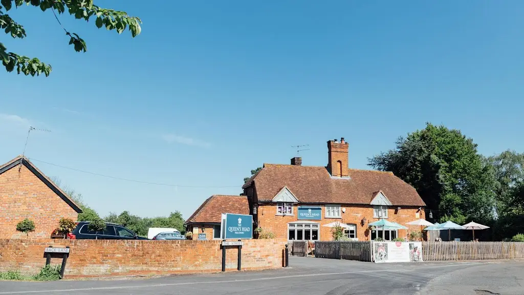 The Queen's Head_East Horsley_slider_image_3