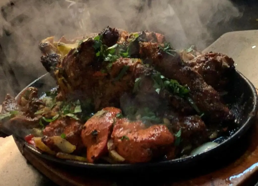 Menu_Vindaloo - Leatherhead_East Horsley_image_5