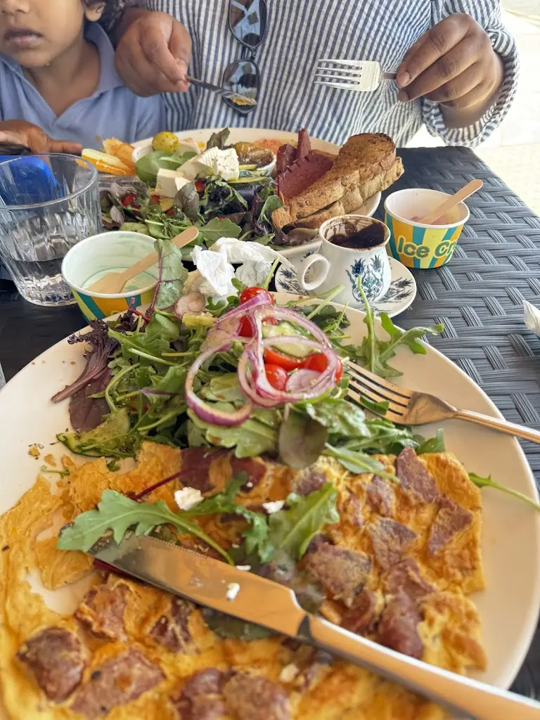 Mithun Gamakumbura_Yaaze Bistro Cafe & Meze Bar_East Sussex_Bewertung