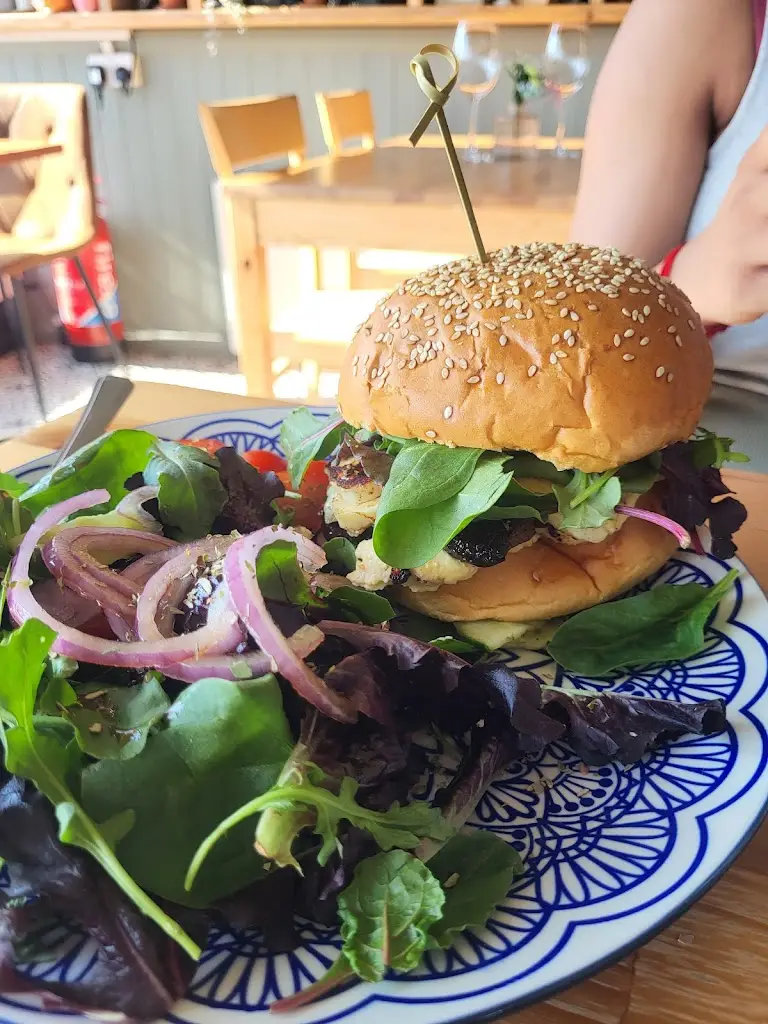 Taha Khambaty_Yaaze Bistro Cafe & Meze Bar_East Sussex_Bewertung