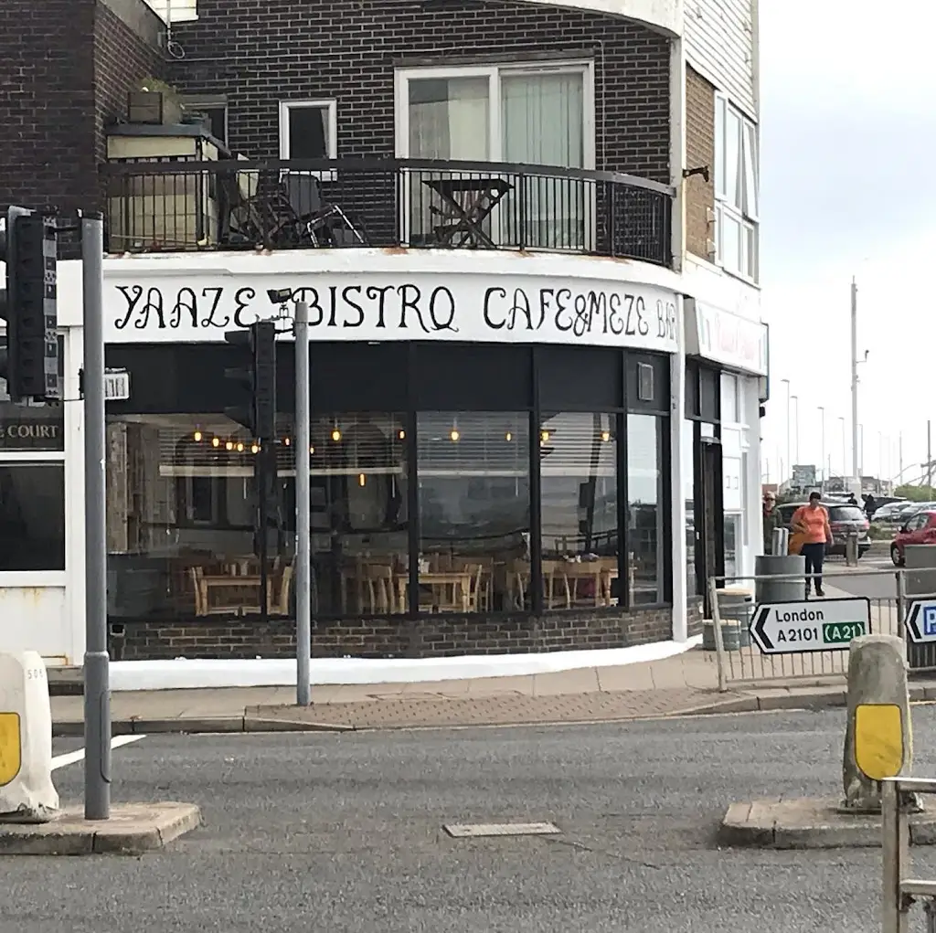 Yaaze Bistro Cafe & Meze Bar_East Sussex_slider_image_1