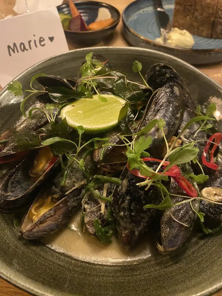 Marie Burgess_The Eight Bells_East Sussex_review