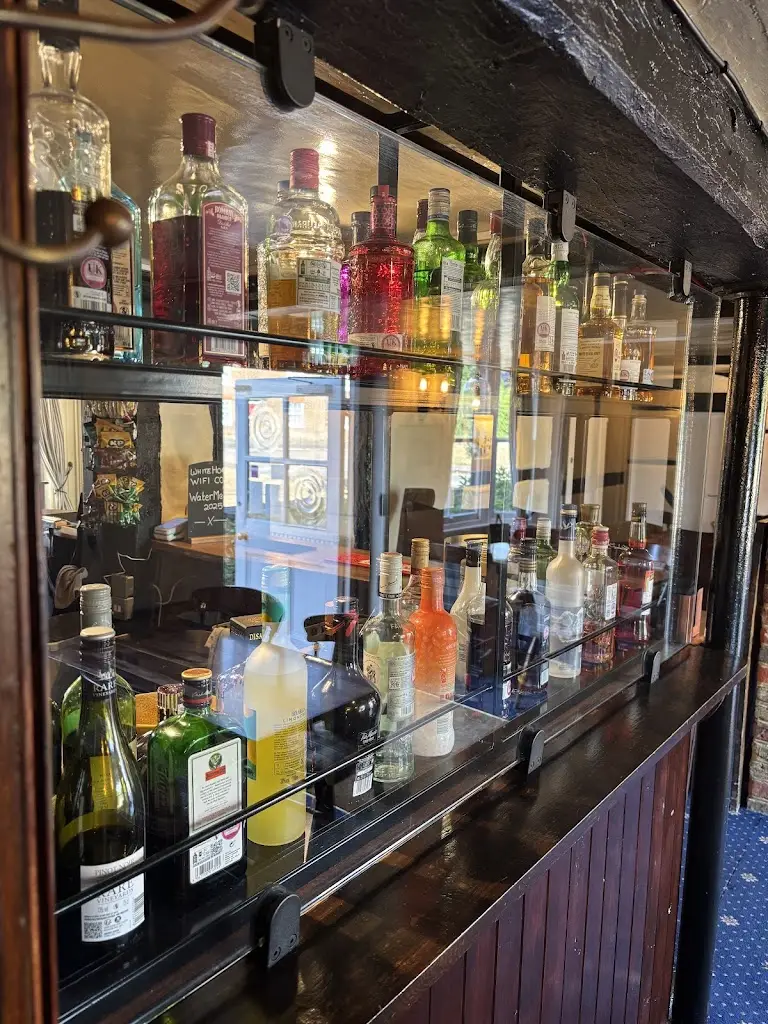 White Horse restaurant in Eaton Bray