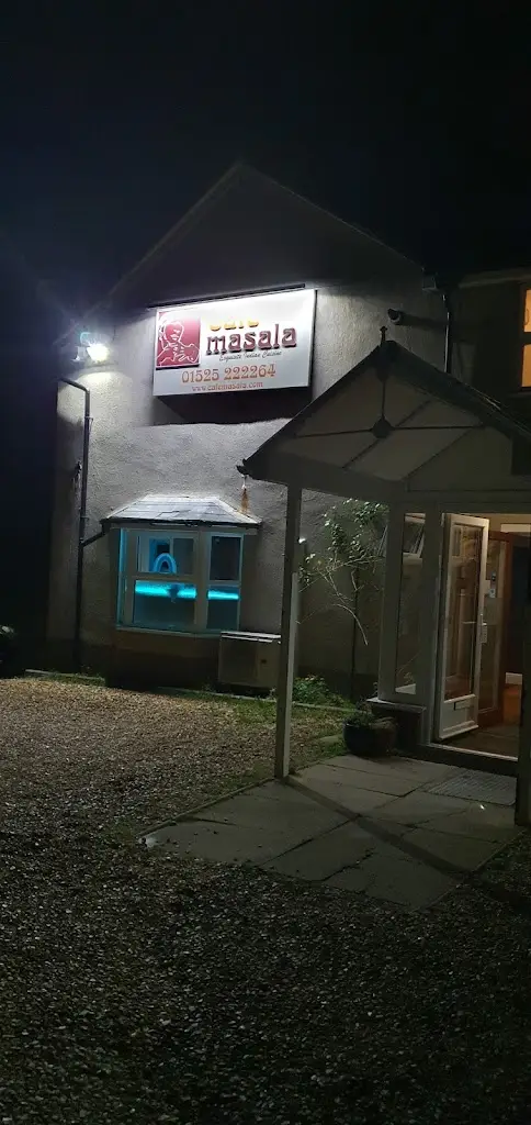 Dr Tariq Ahmad PhD CEng MIET_Café Masala_Eaton Bray_review