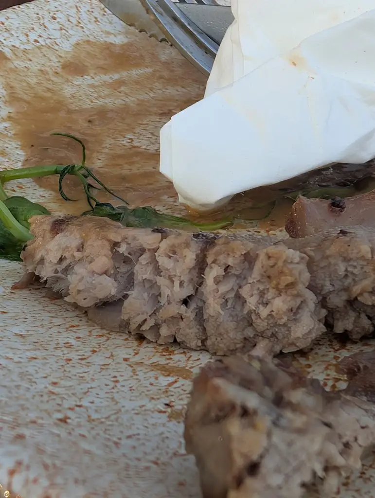 Patryk Niedzwiedz_The Five Bells_Aston Clinton_review