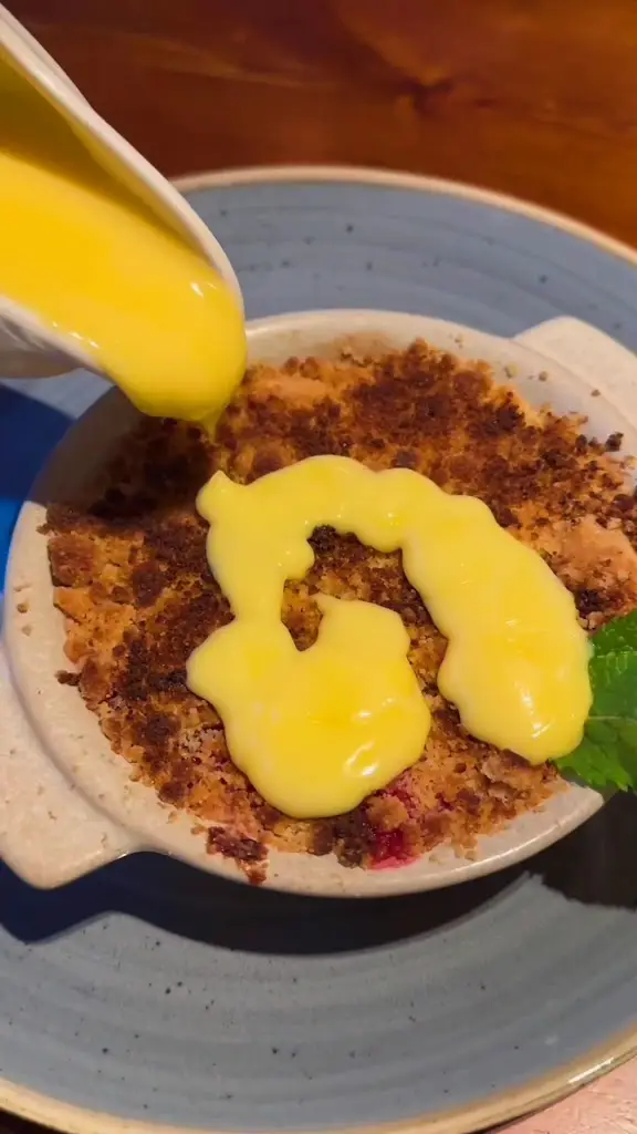 The Five Bells_Aston Clinton_slider_image_2