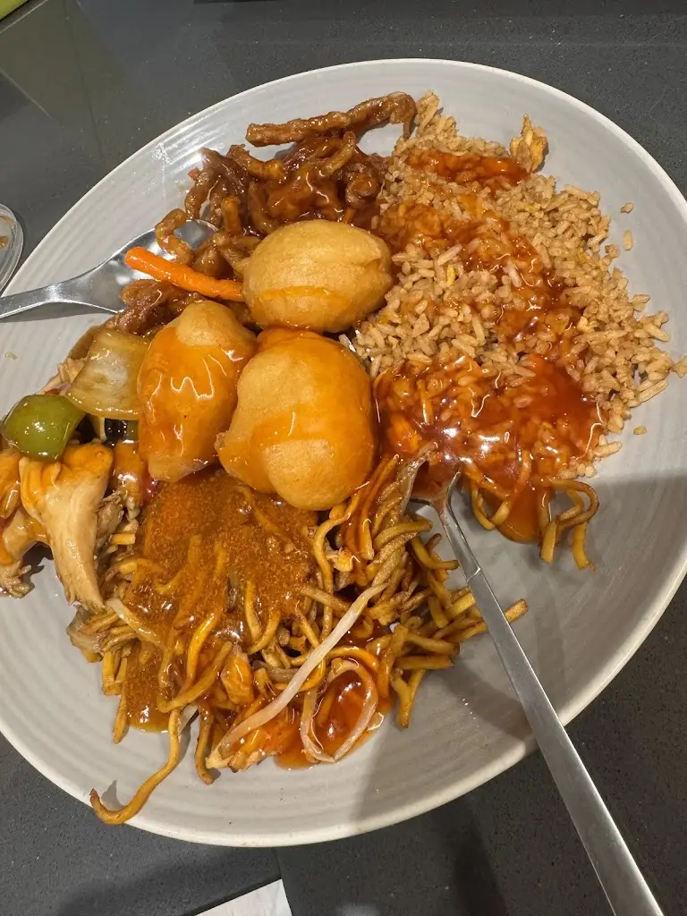 Kenny Cook_Happy Valley_Eaton Bray_recensione