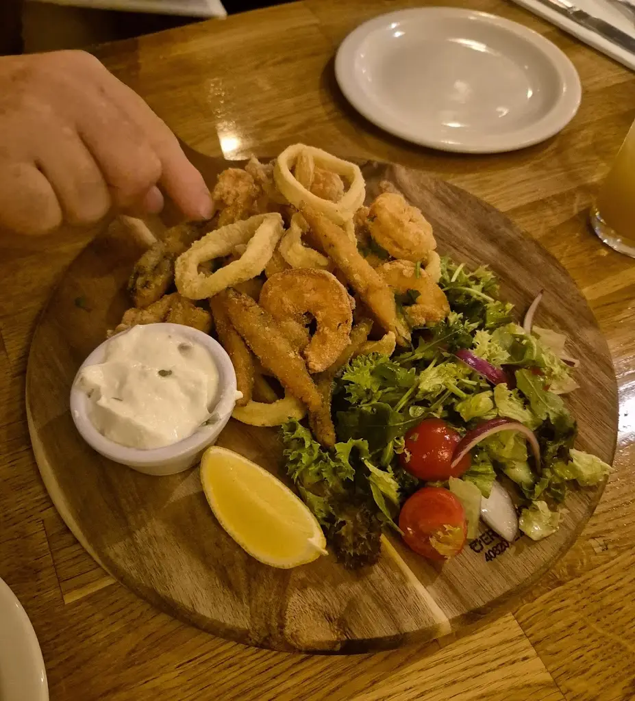 Bridget Drew-spyer_La Campagna_Eastington_review