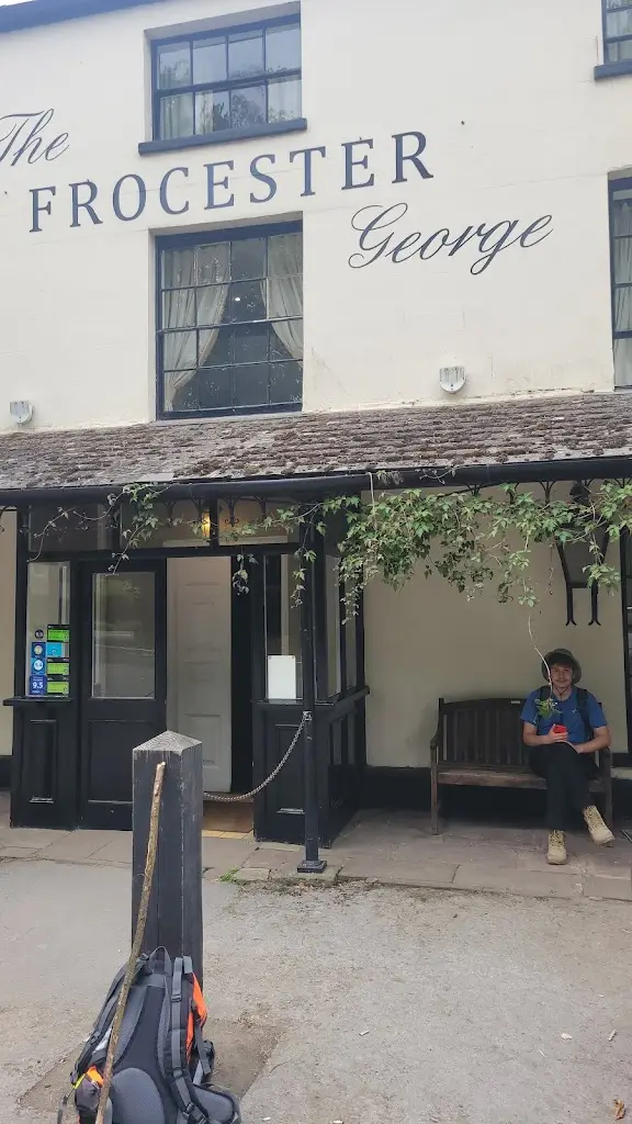 James Plouf_The Frocester_Eastington_recensione