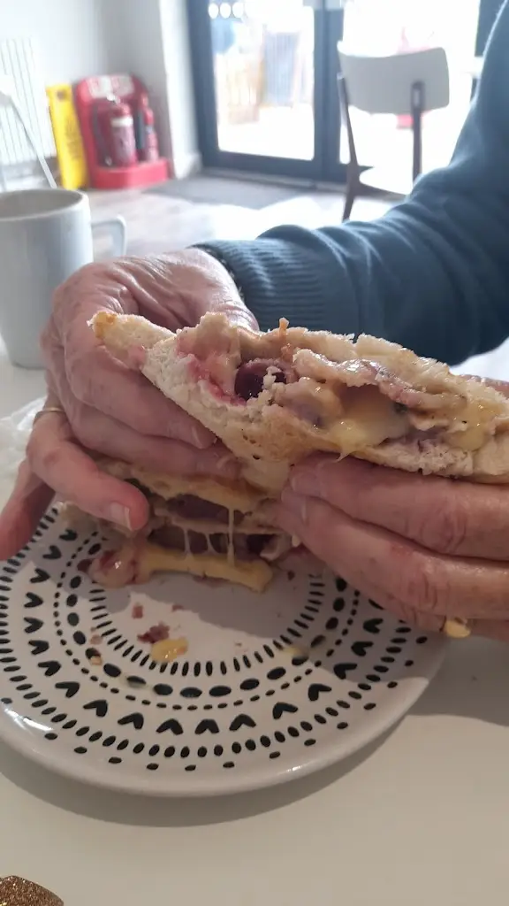 Menu_Your Cafe in the Park_Aston Clinton_image_3