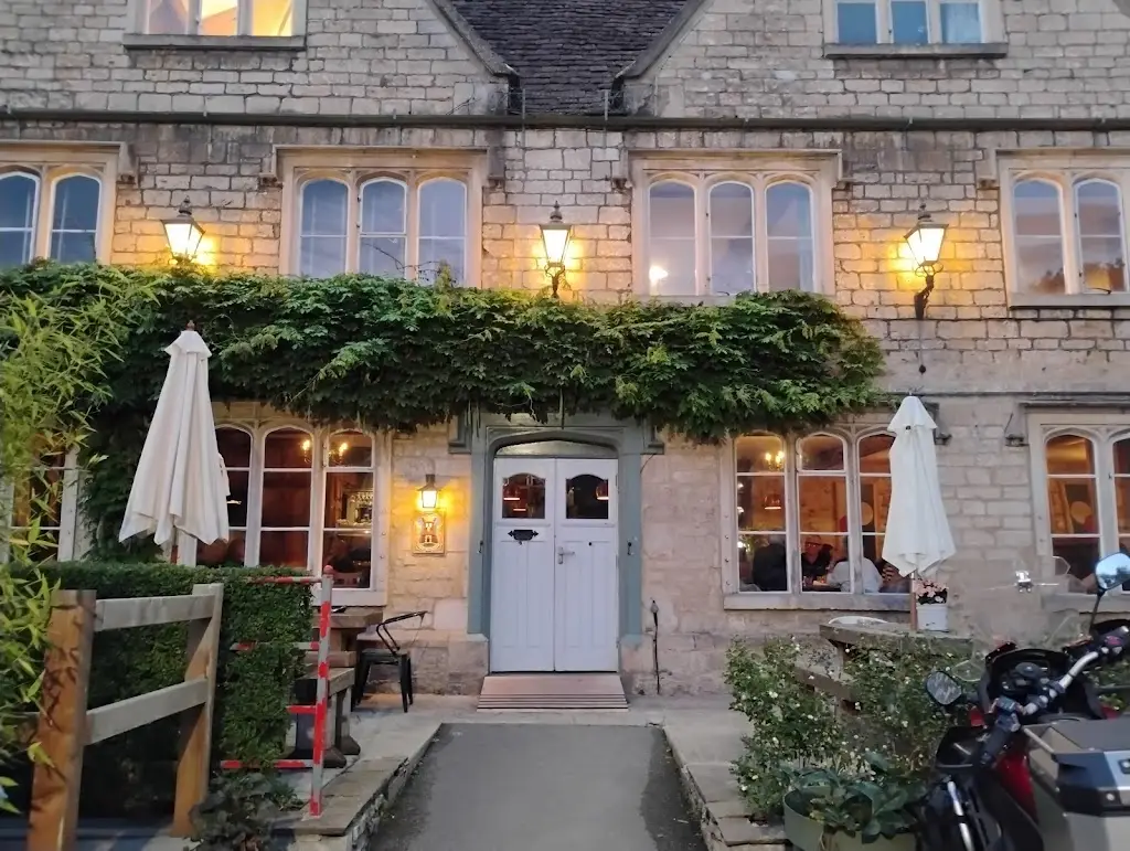 The Old Fleece_Eastington_slider_image_3