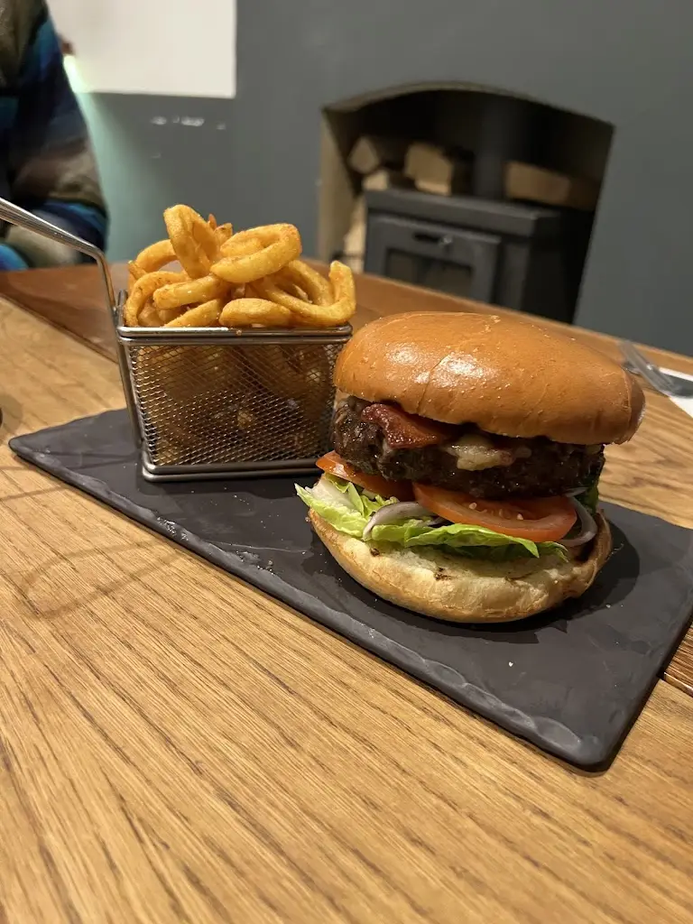 Menu_Bisley House Bar and Grill_Eastington_image_2