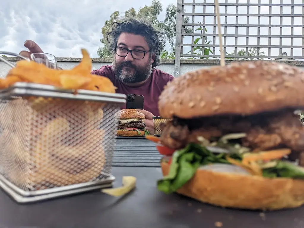 Menu_Bisley House Bar and Grill_Eastington_image_3