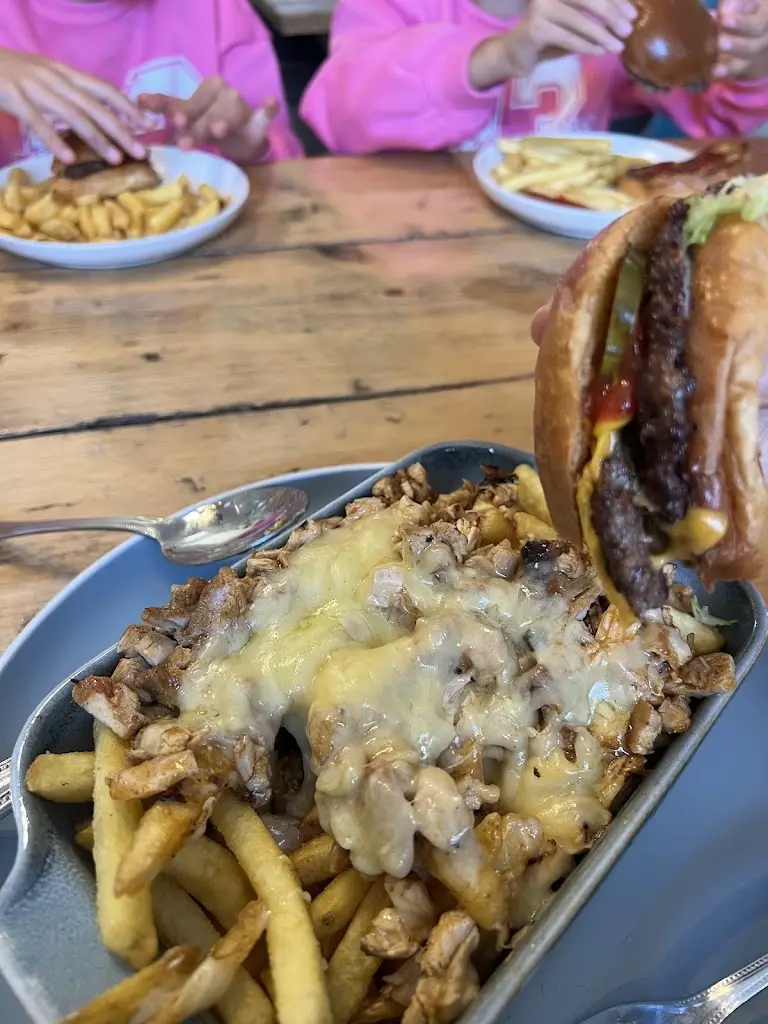 Sam Akjij phillips_Hay's Shack_Eastry_review