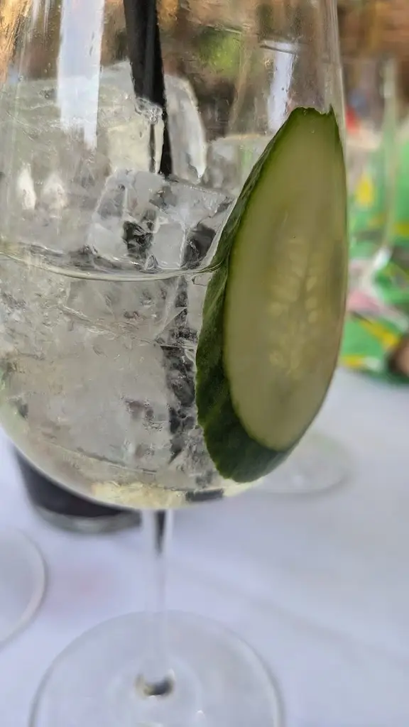 Menu_Updown | Hotel & Restaurant_Eastry_image_9