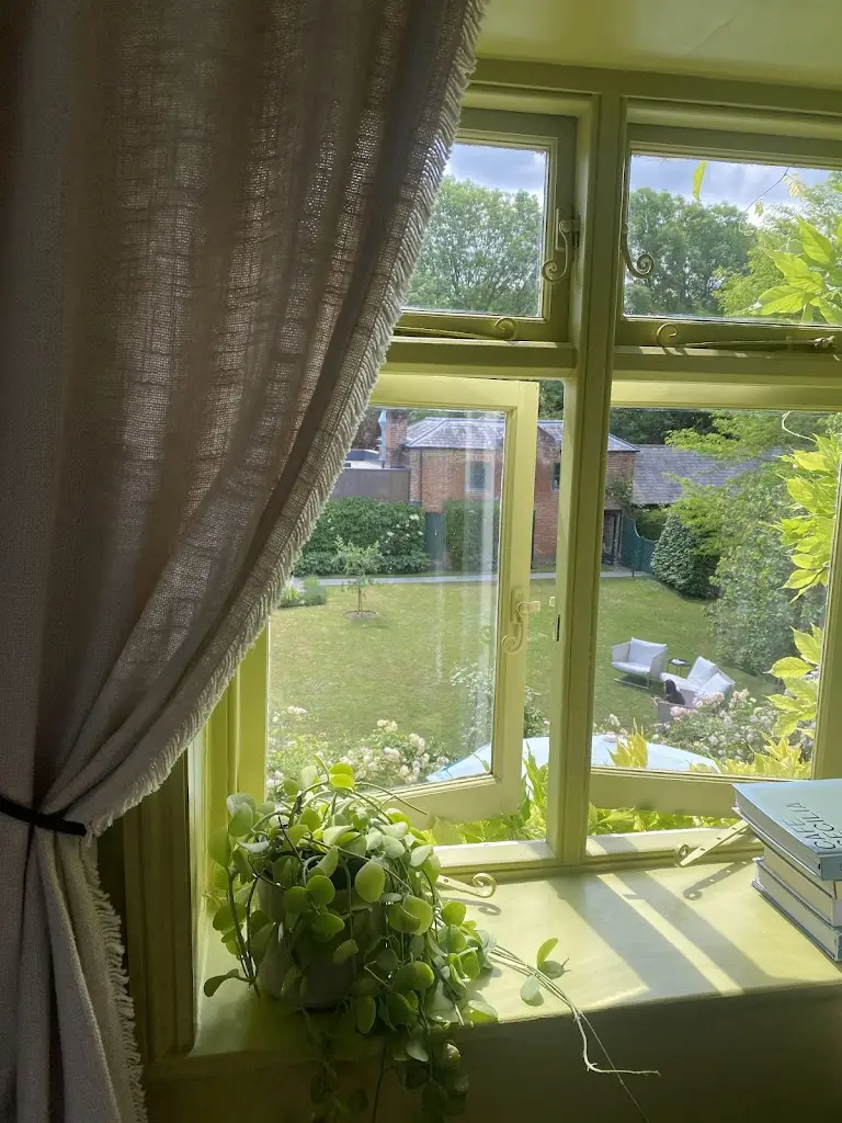 Emily L_Updown | Hotel & Restaurant_Eastry_review