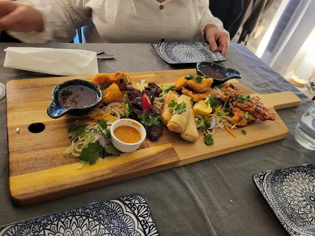 molly francis_Mimi kitchen_Eastwood_review