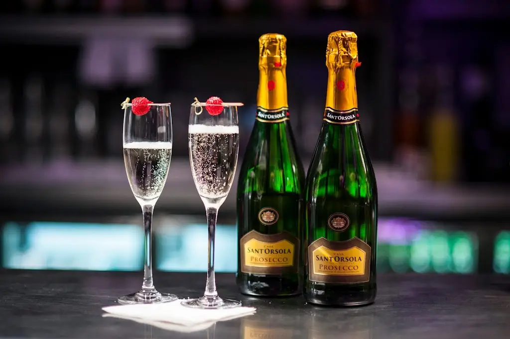 Mr Lau's_Eattington_slider_image_3