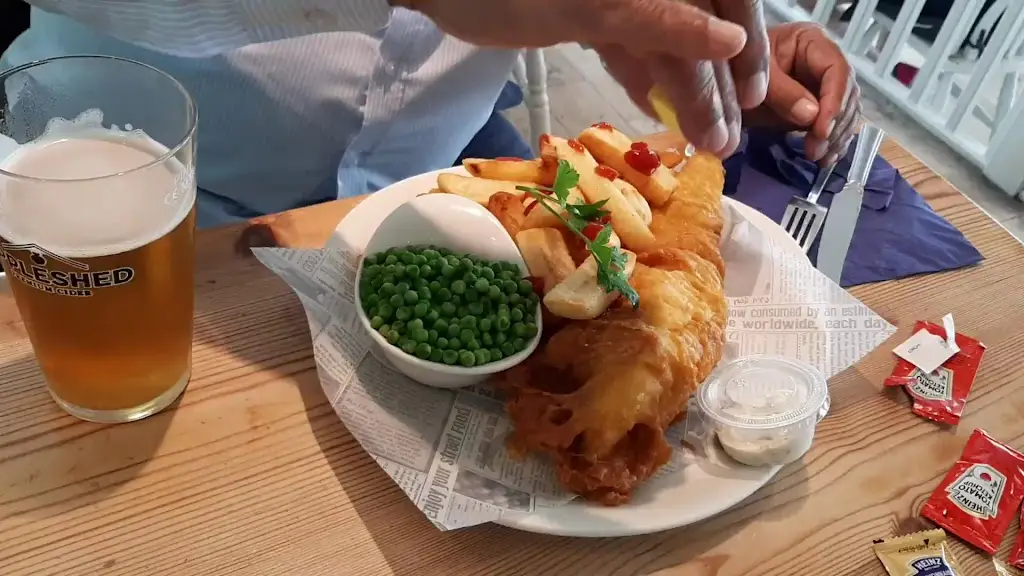 The Beach Deck_Eastbourne_slider_image_2