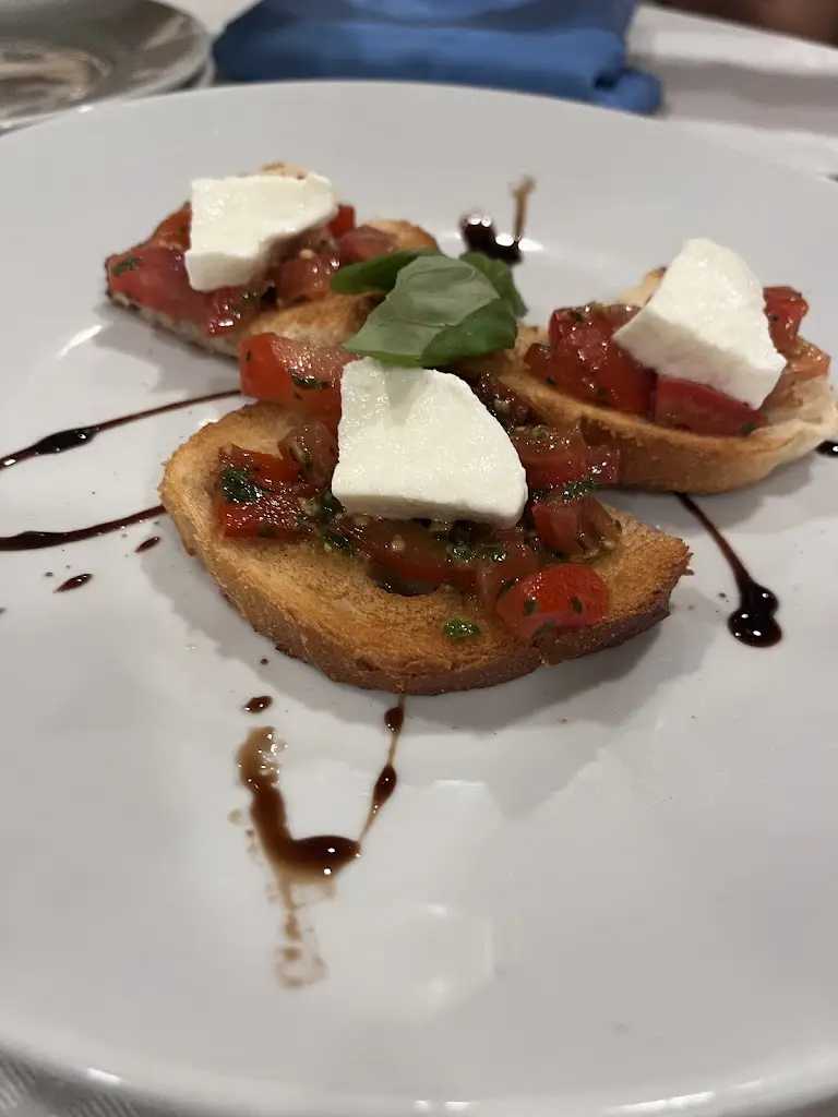 IamAysegul_Pomodoro e Mozzarella_Eastbourne_review