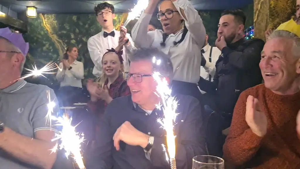 Dem Shish Restaurant & Cocktail Bar_Eastbourne_slider_image_2