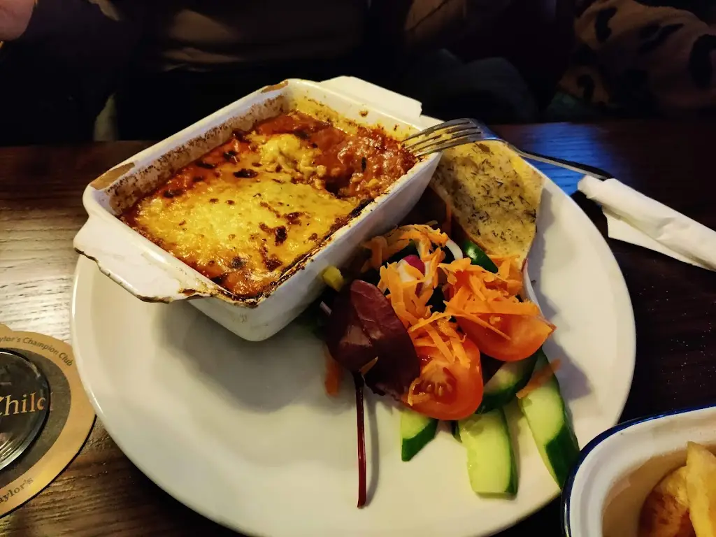 Menu_Eagle & Child Inn_Auckley_image_8